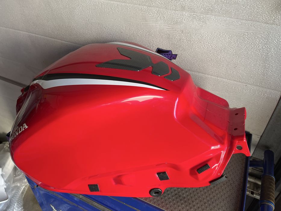 Zbiornik paliwa honda cbr 650r