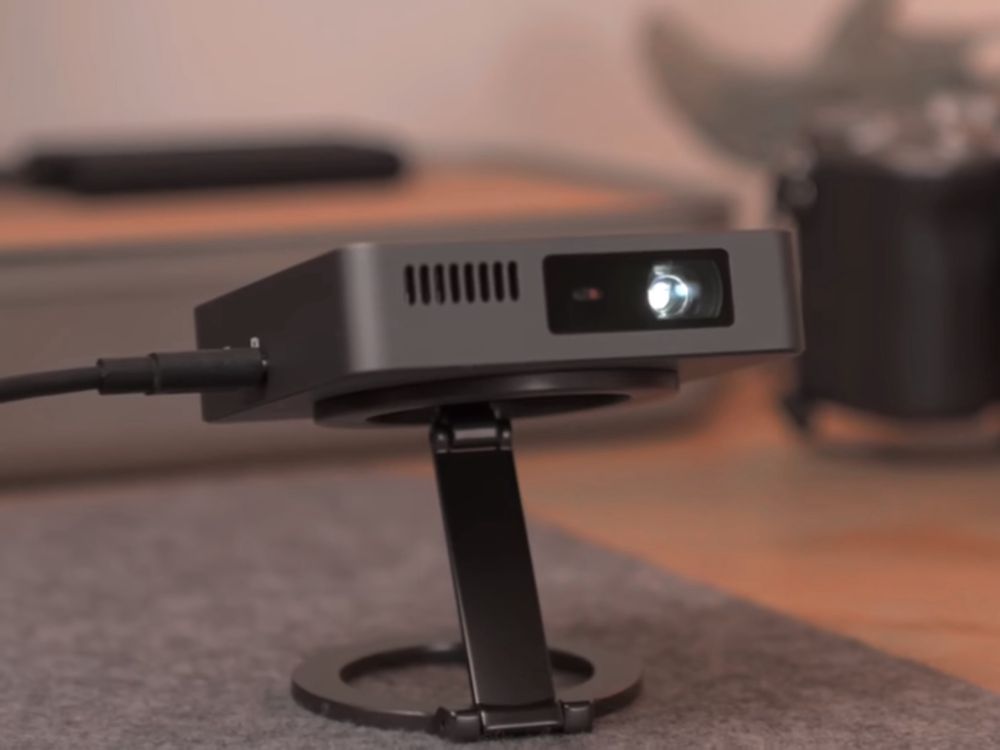 Mini Projetor USB-C 720p foco a laser