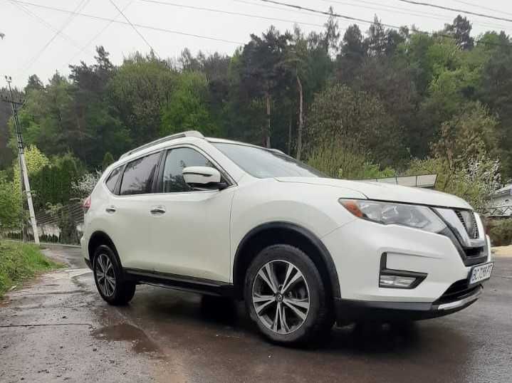 Nissan Rogue SL (ніссан рог максимальна комплектація)