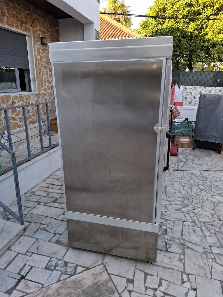 Tekna Line Frigorifico Industrial em Excelente Estado