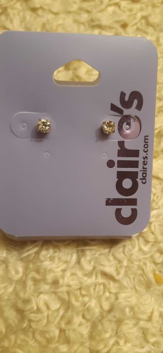 Kolczyki nowe Claire's