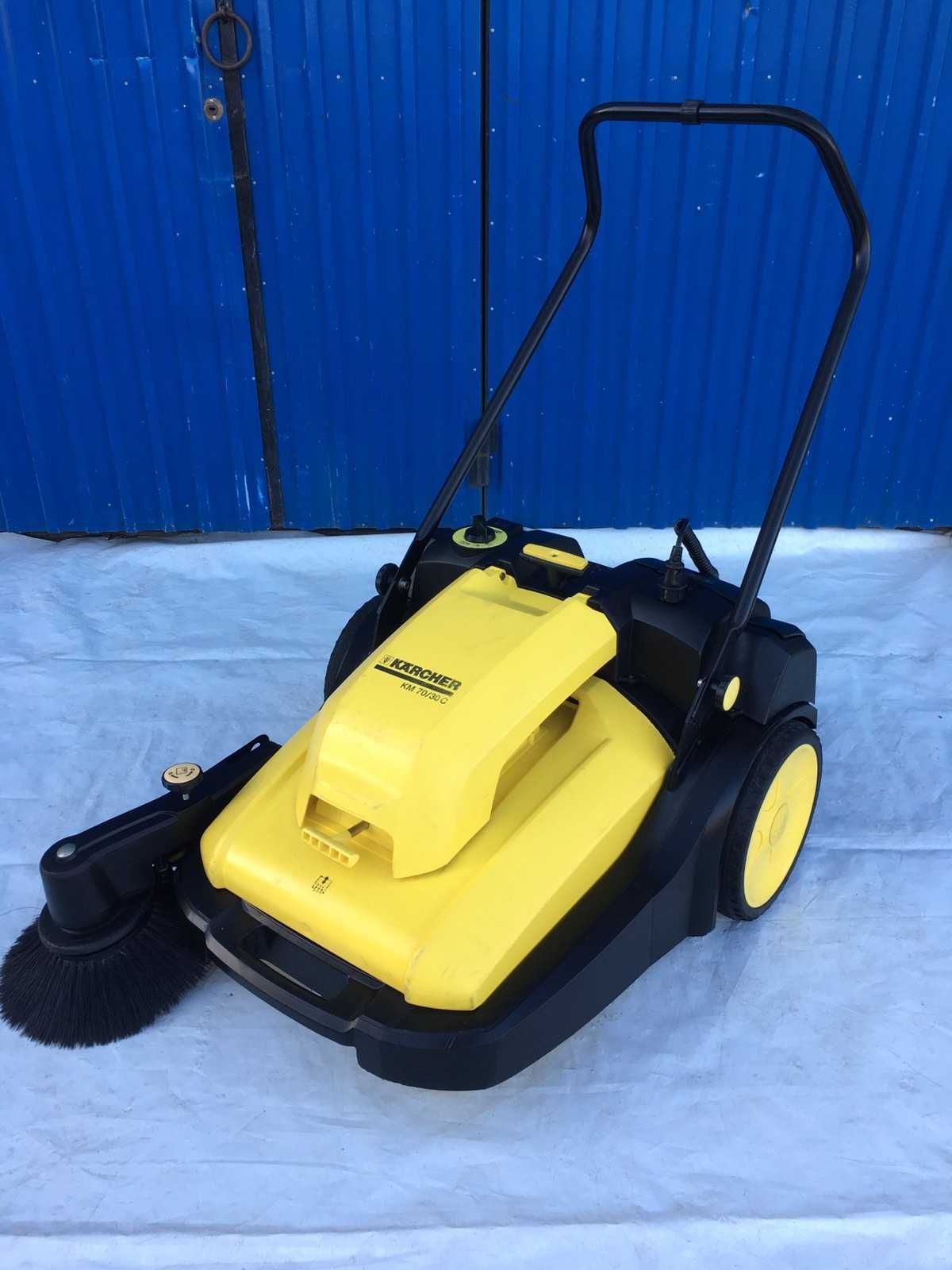 Подметальная машина Karcher KM 70/30 підмітальна керхер