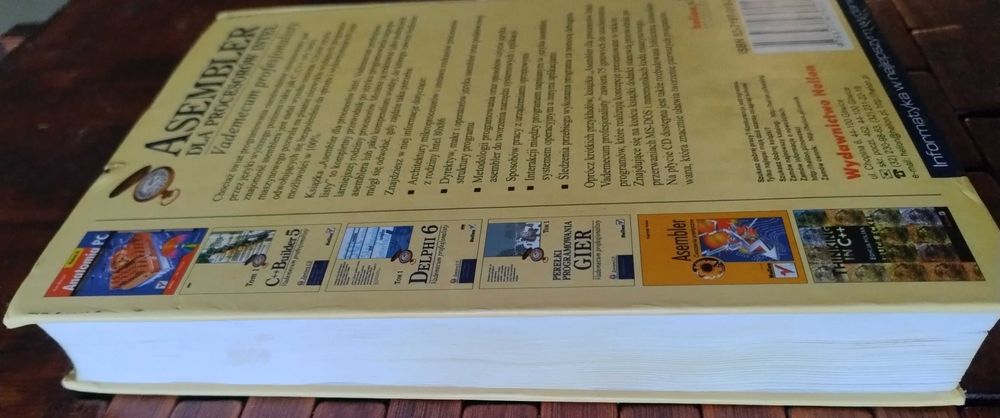 Asembler dla procesorów Intel. -Kip R. Irvine.