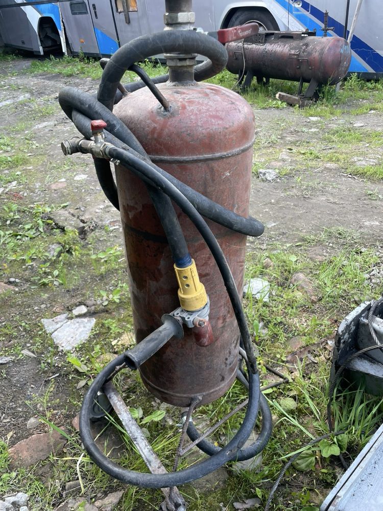 Продам станок токарний 16к20