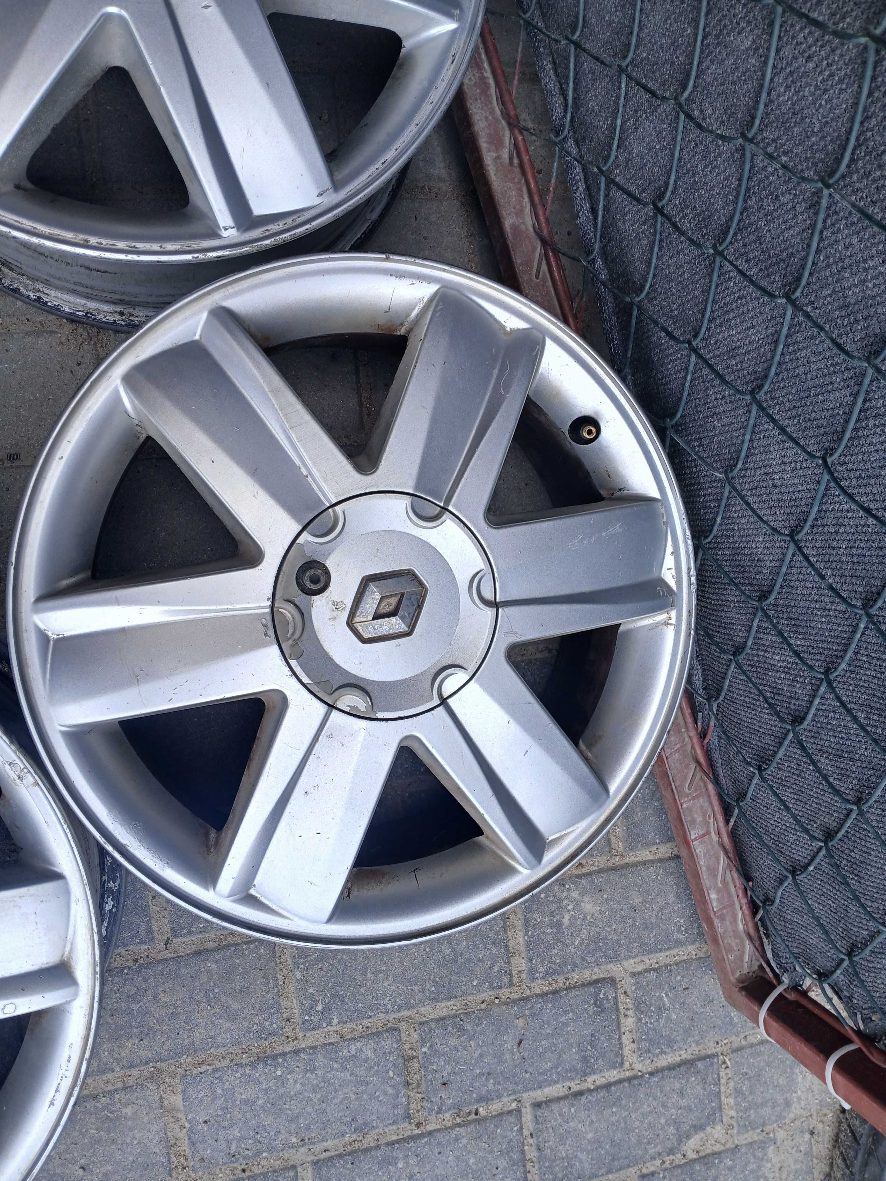 4x felgi R16 4x100 Renault Scenic Clio Dacia Sandero Jogger Logan