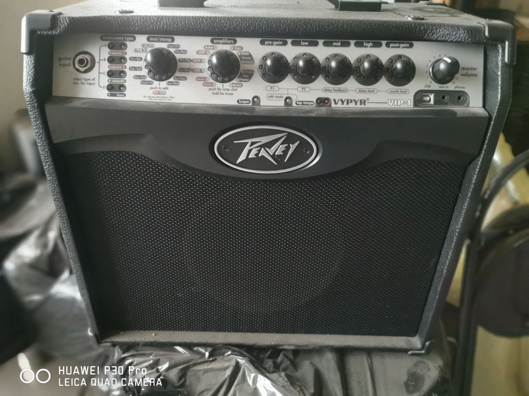 Wzmacniacz Gitarowy PEAVEY VYPYR VIP 1 20W Combo