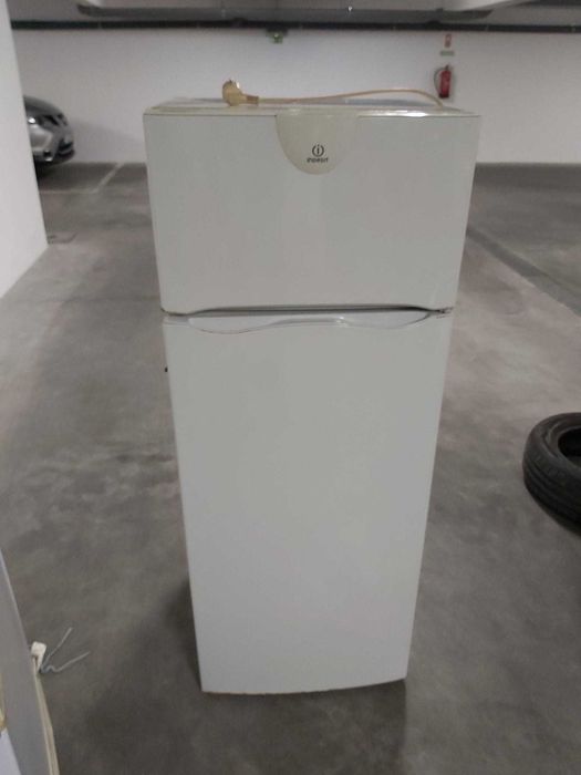 Frigorifico Indesit