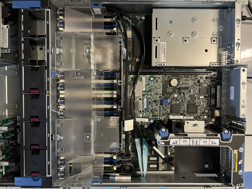 Сервер HP ProLiant DL380 Gen9 Xeon E5 2620 v4