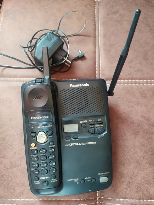 Продам радіотелефон з автовідповідачем Panasonic kx-tc 1503 оригинал
