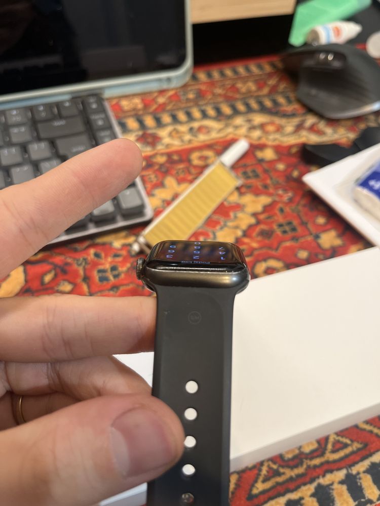 Apple Watch Series 6 (GPS + Cellular) 40mm