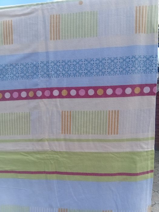 Пододеяльник б/у полуторный 145х205. Чистый, целый. Подвезу!