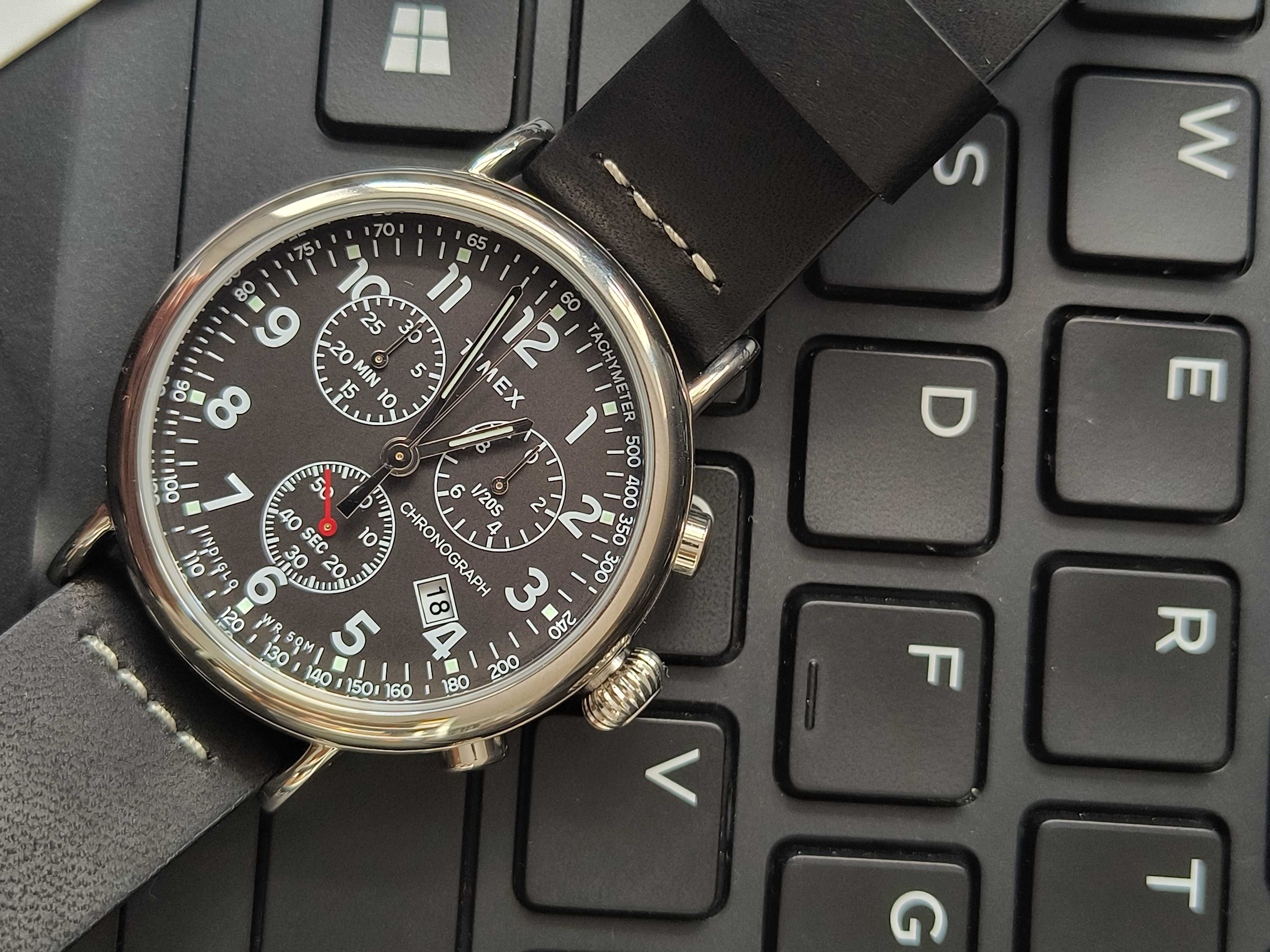Часы Timex Chronograph 41mm Tw2T69100VQ с подсветкой Indiglo