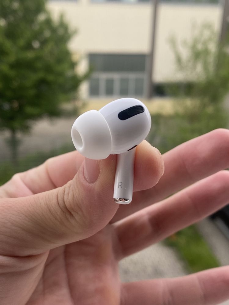 Prawa Słuchawka Airpods Pro 1 A2083