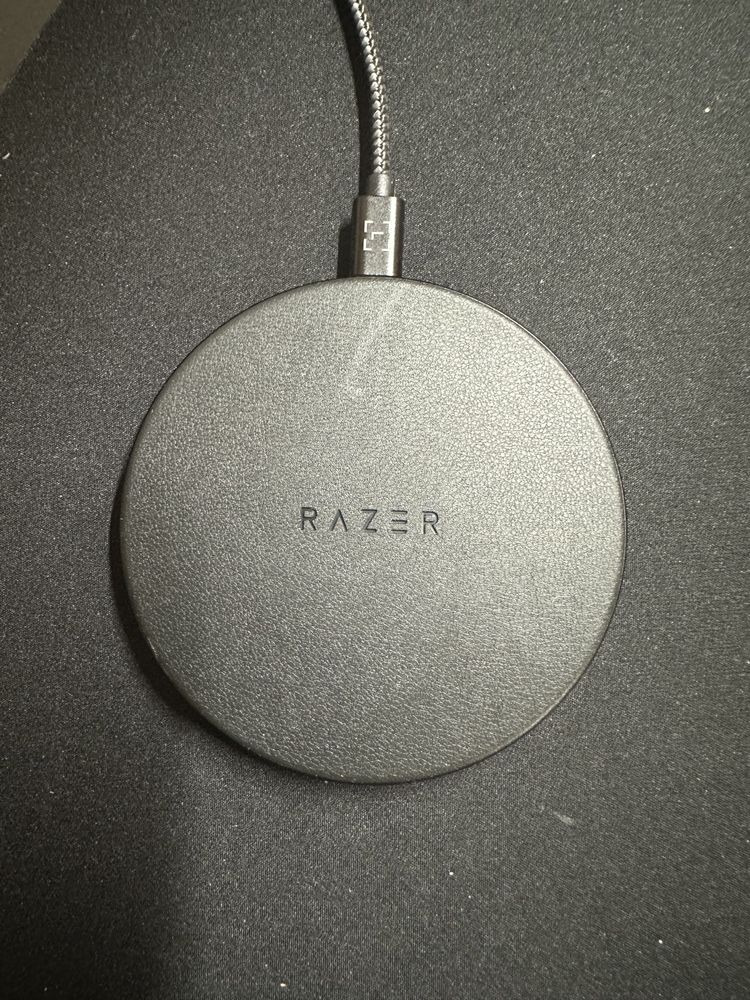 Зарядний пристрій RAZER Chroma Charging Pad 10W Fast RGB Black