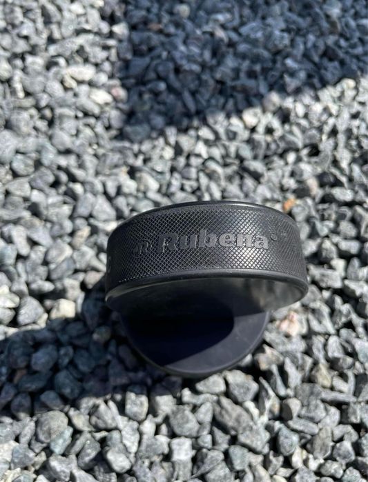 Krążki Hokejowe RUBENA 100 szt. -Nowe !