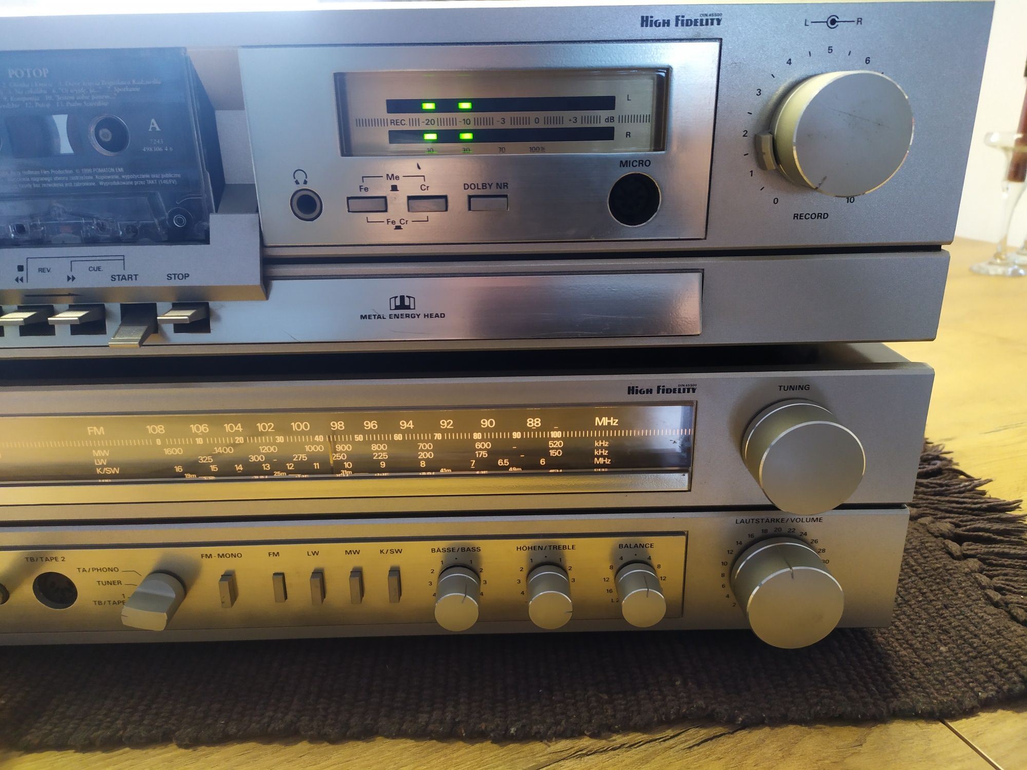Grundig amplituner 400 papiery stan bdb