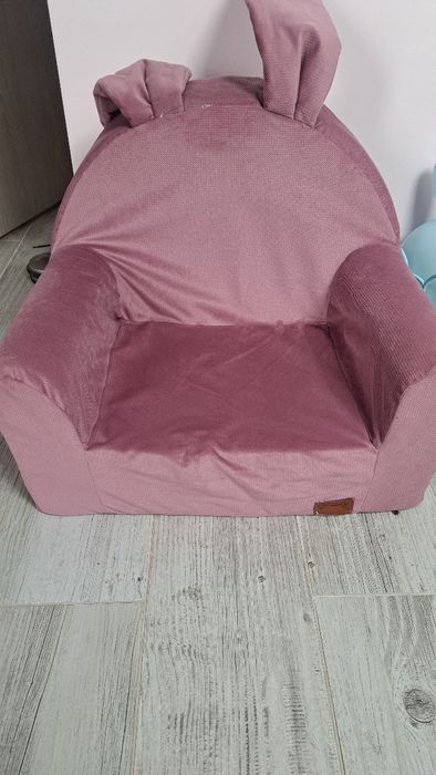 Fotelik króliczek różowy dla dziewczynki