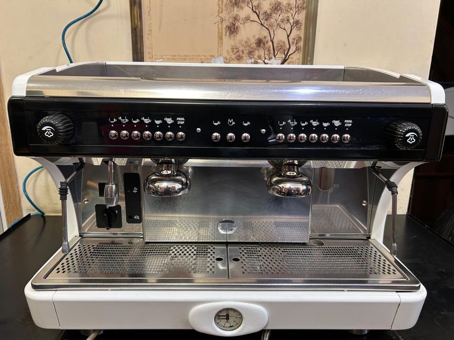 Професійна Кавоварка/Кавомашина Astoria Calypso