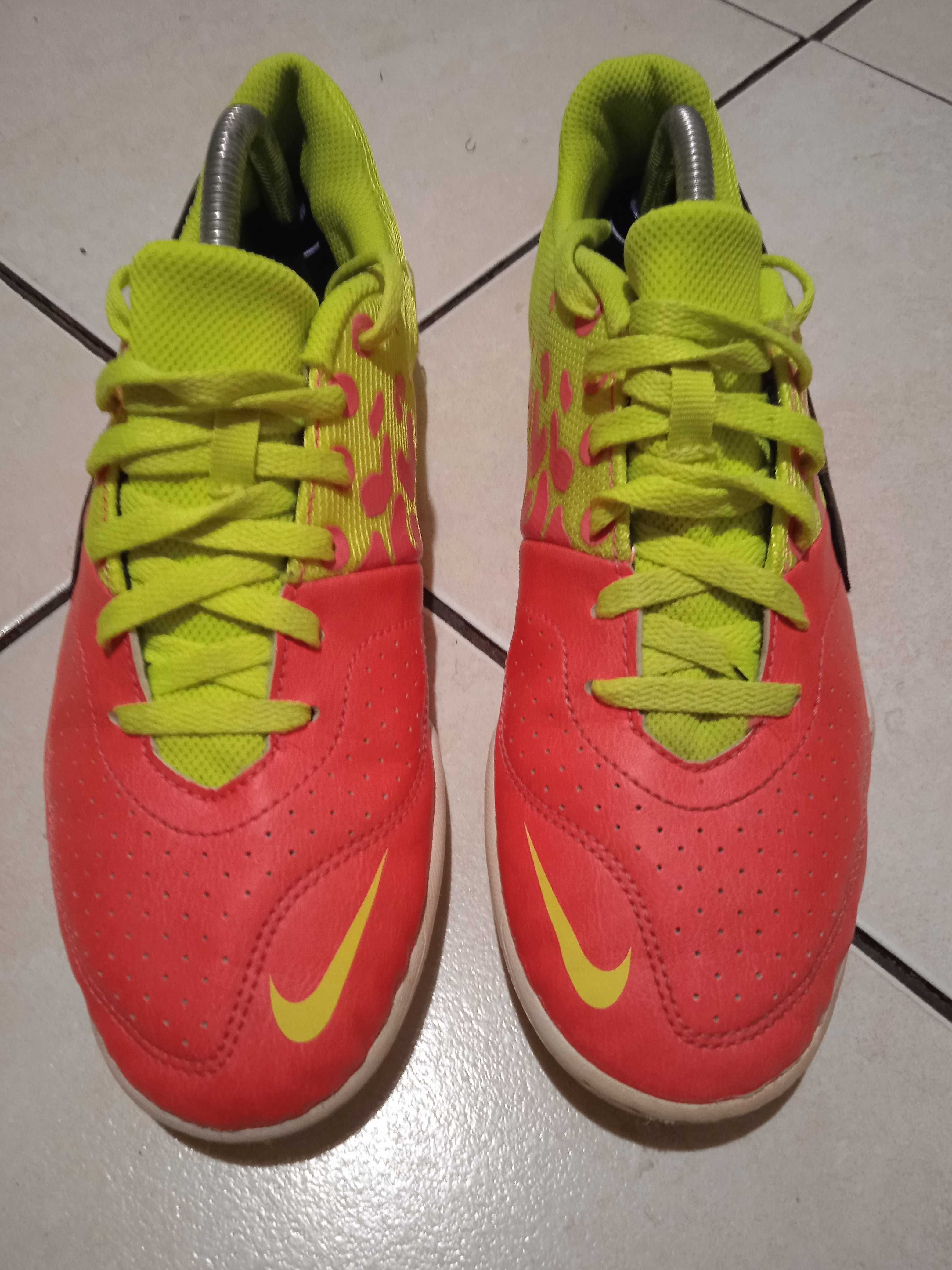 Hala * NIKE Elastico II * rozm. 37,5 ** ORYGINALNE