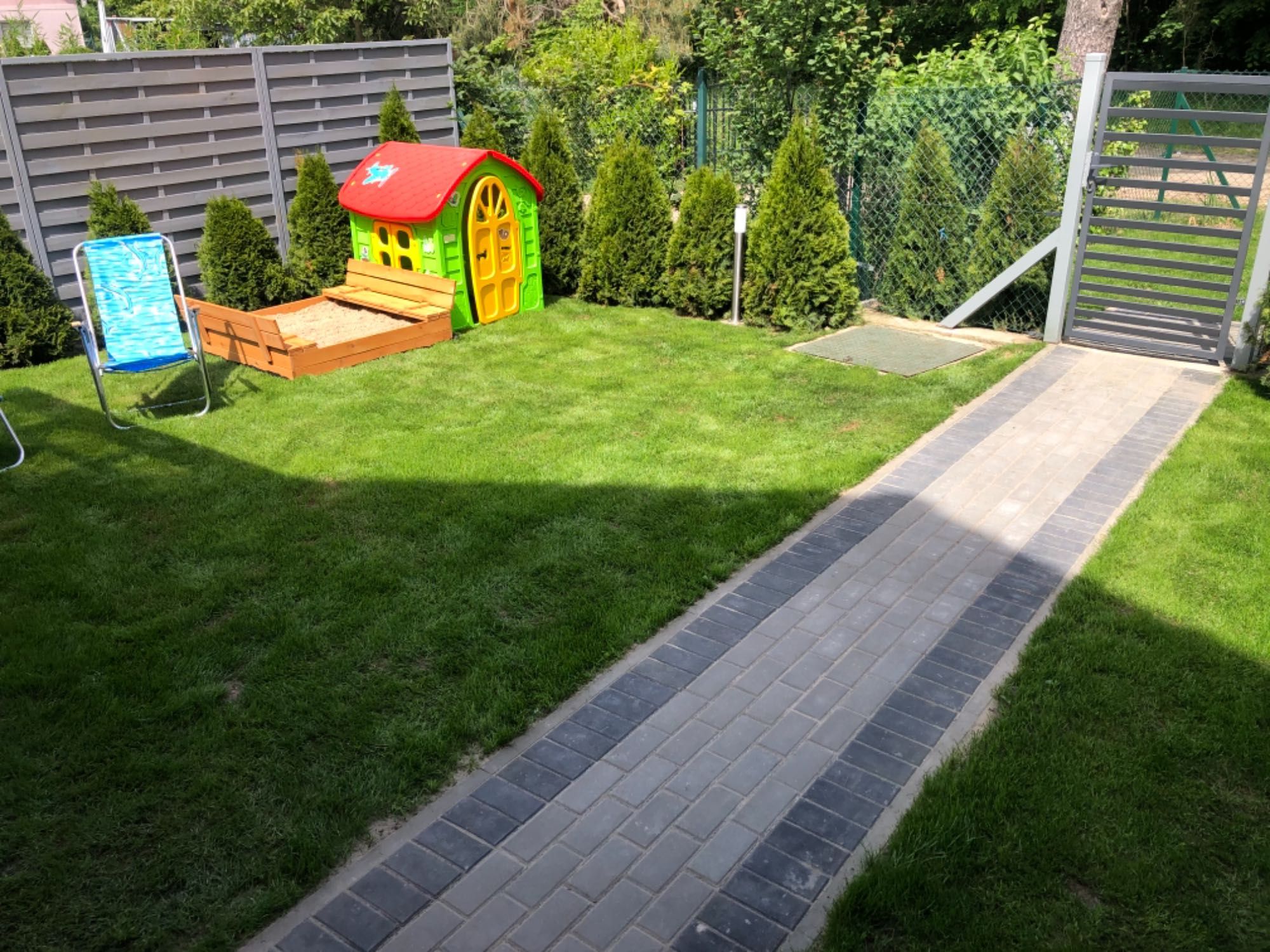 Apartamenty z własnym ogródkiem i tarasem, 200 m do plaży.
