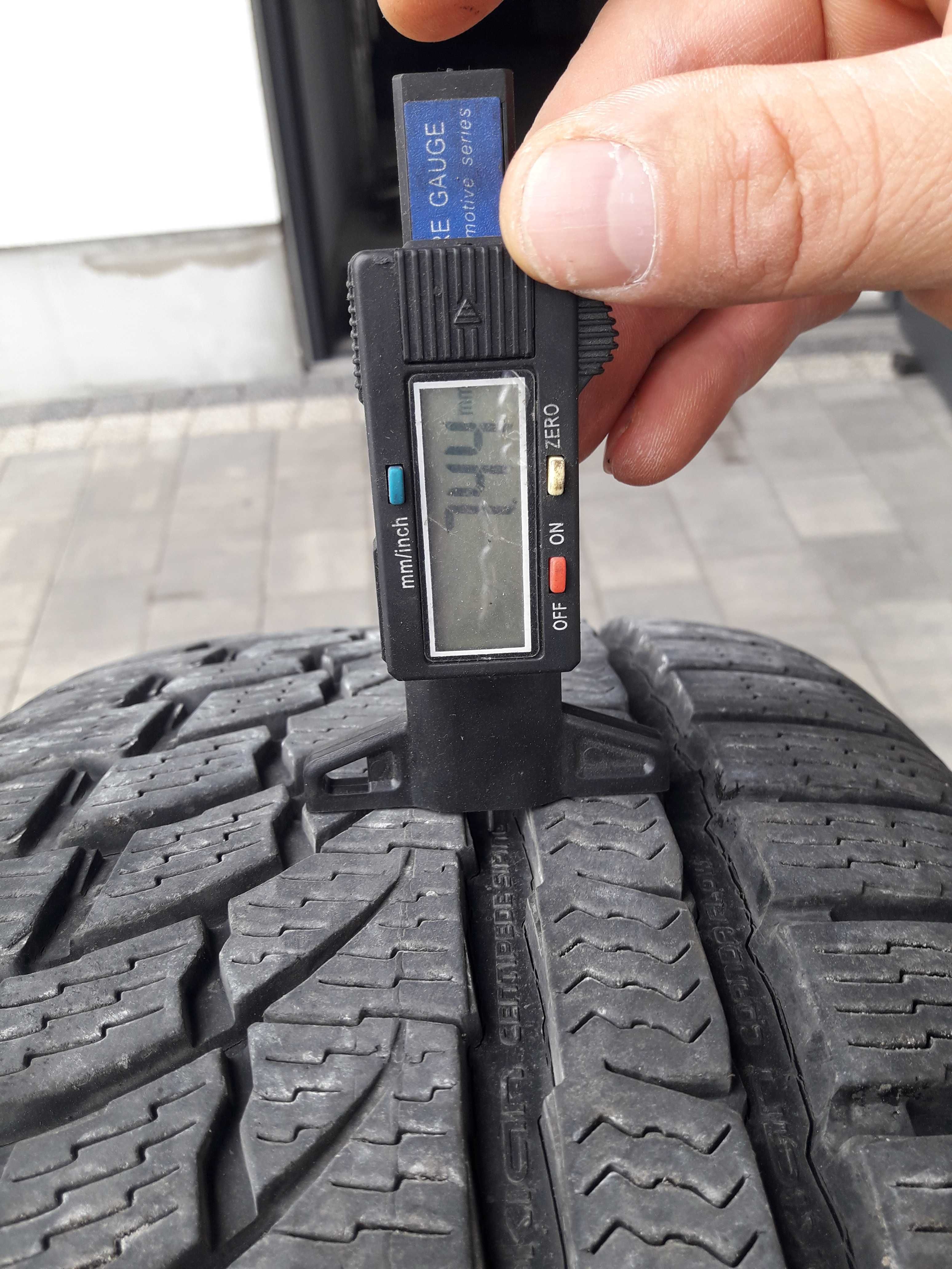 4 Opony Nokian WRA 4, od 7,4 do 7,8 mm., 235x55x17, 103V XL