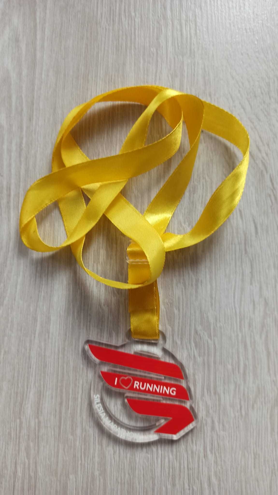 Medal z biegu Silesia Marathon