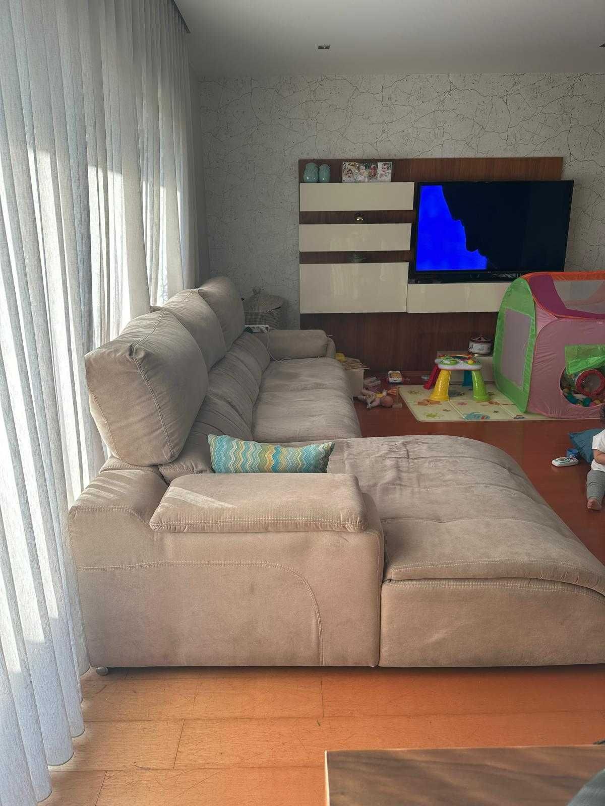 Sofá Chaise Lounge Pele Resistente a Líquidos e Anti-Manchas – Auto