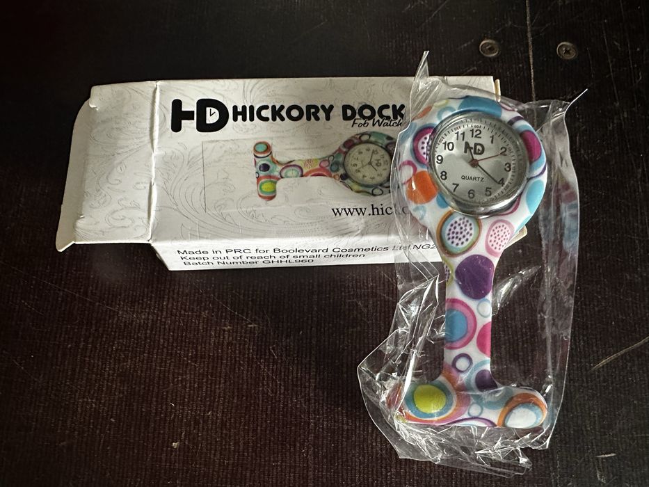 Годинник для медпрацівника Tiempo Nurse Watch Brooch