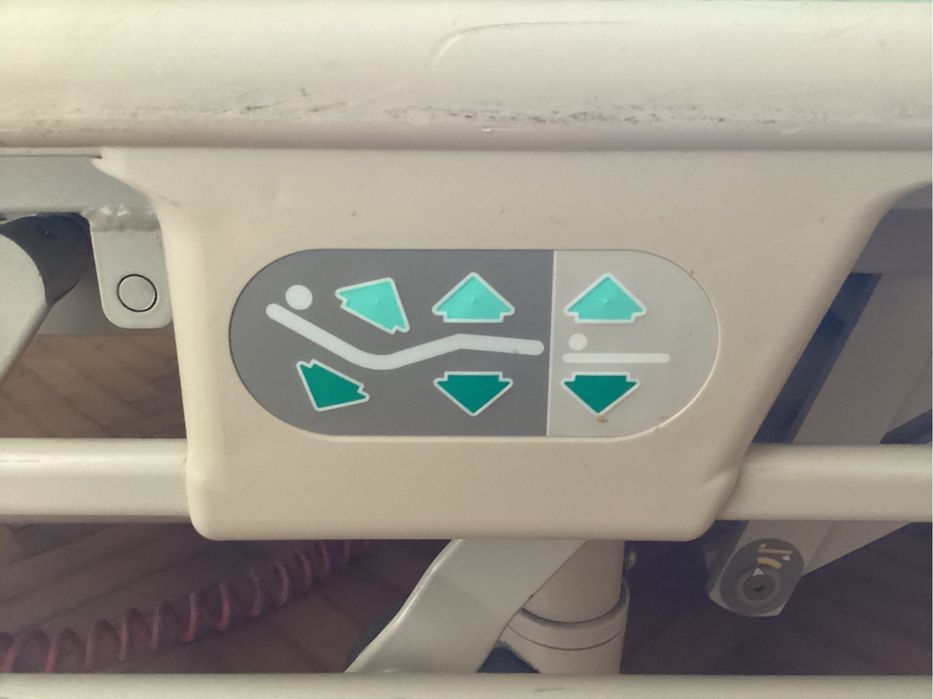 Sprzedam Łóżko medyczne używane