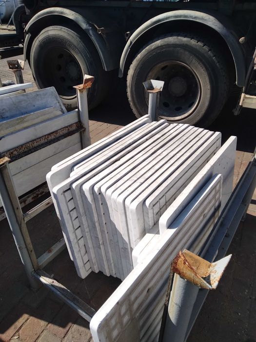 Rury- grzejniki z marmuru CARRARA BIANCO-