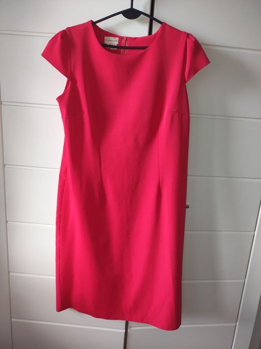 Malinowa sukienka elegancka r 46