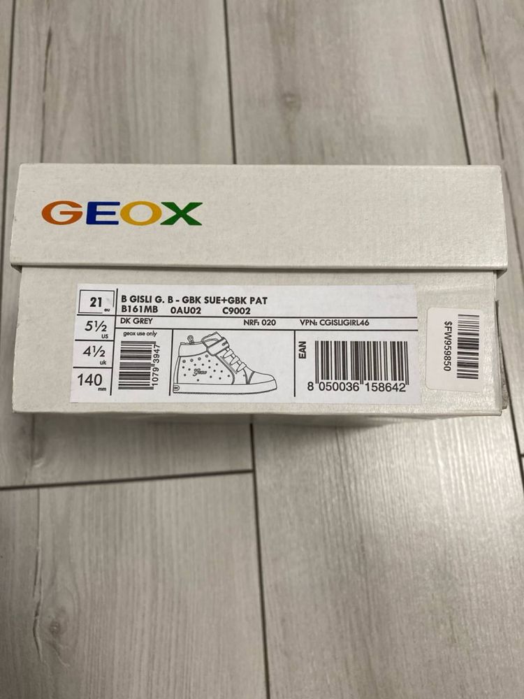 Geox 21 розмір демисезонні ботинки новий стан