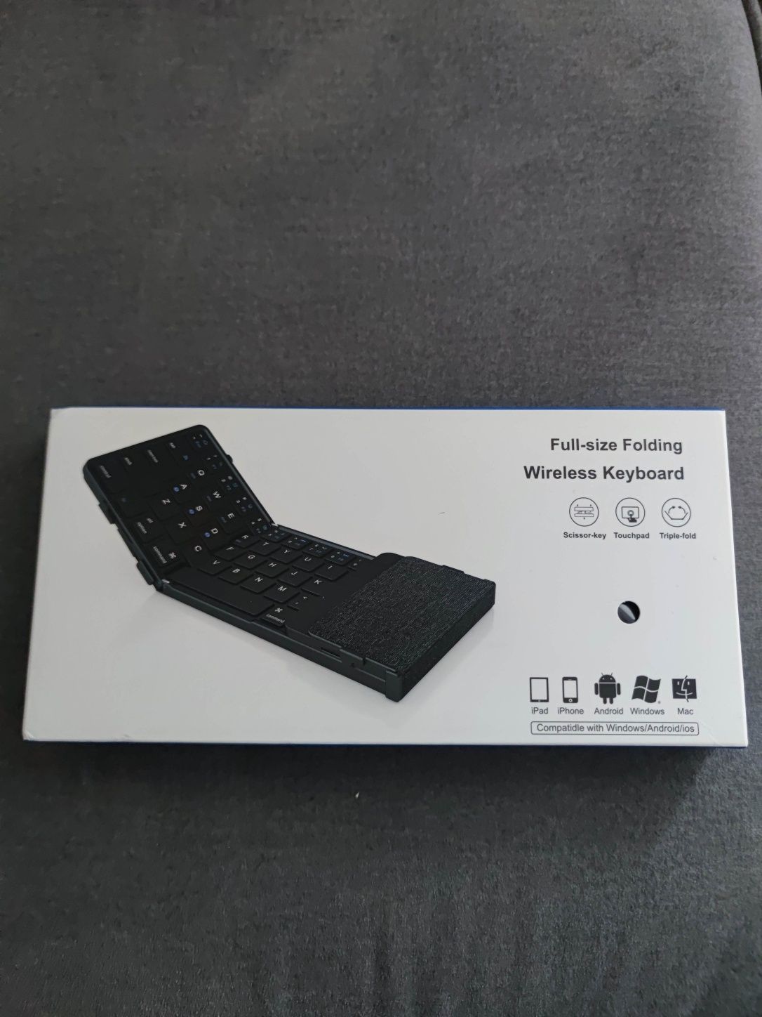 Klawiatura bezprzewodowa Full-size Folding Wireless Keyboard