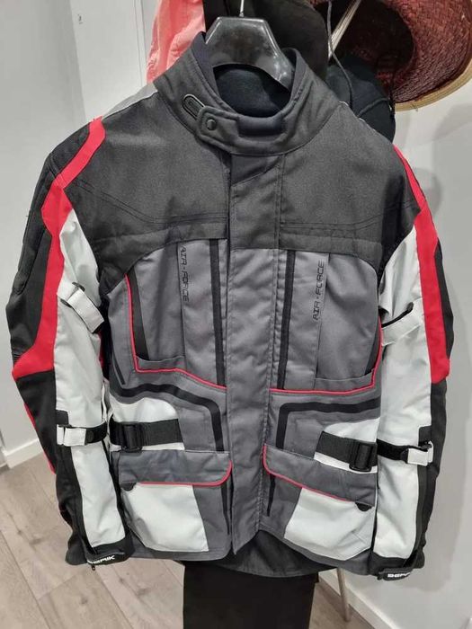 Casaco mota Berik Safari como novo