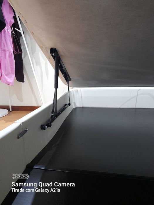 Cama de casal 200x160