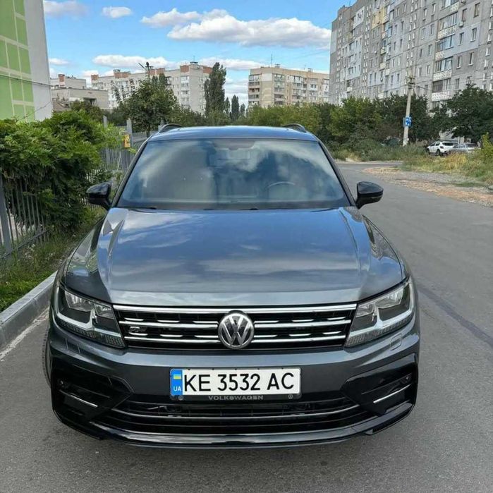 2020 Volkswagen Tiguan R-Line