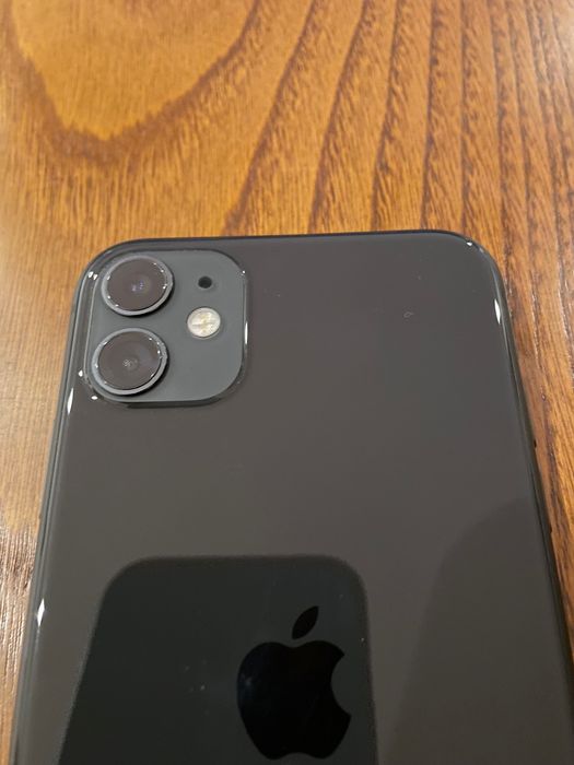 iPhone 11 - 64gb