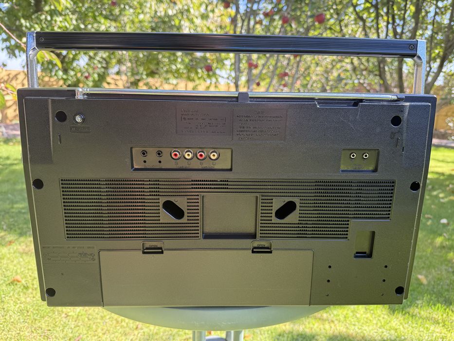 Продам магнитолу National RX-5160