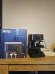 Ekspres kolbowy DE LONGHI EC 235.BK