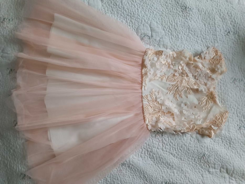 Продам плаття, розмір 122