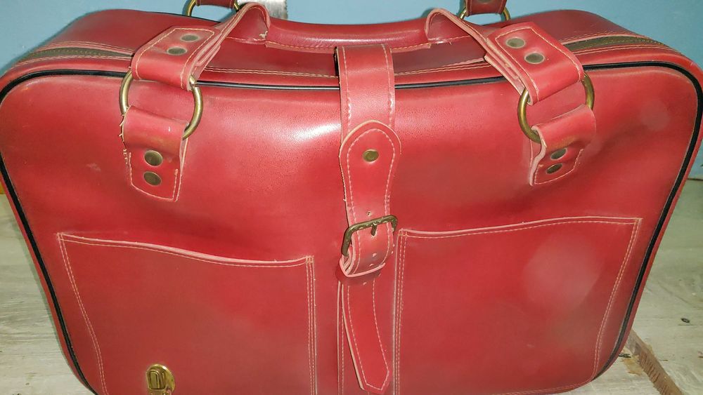 Torba podróżna skórzana czerwona XX w. stan b.dobry