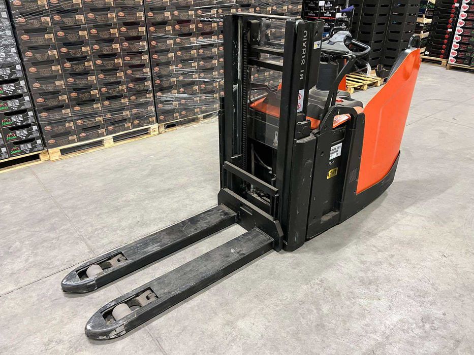 Paleciak elektryczny/sztaplarka TOYOTA SPE200D - rok 2017