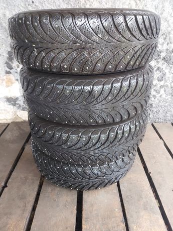 Резина шина покрышки зимние шипованные Sava 175/65R14 комплект 4*100