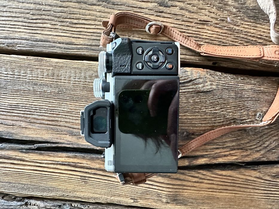 Aparat OLYMPUS OMD E-M10 II - Limitowana vintage edycja | Stan idealny
