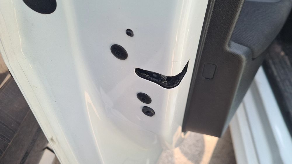 Fechadura / fecho porta frente esquerdo PEUGEOT 208 II