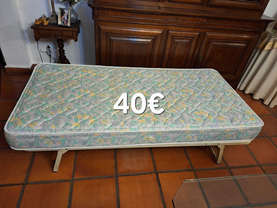 Artigos diversos para decoração.