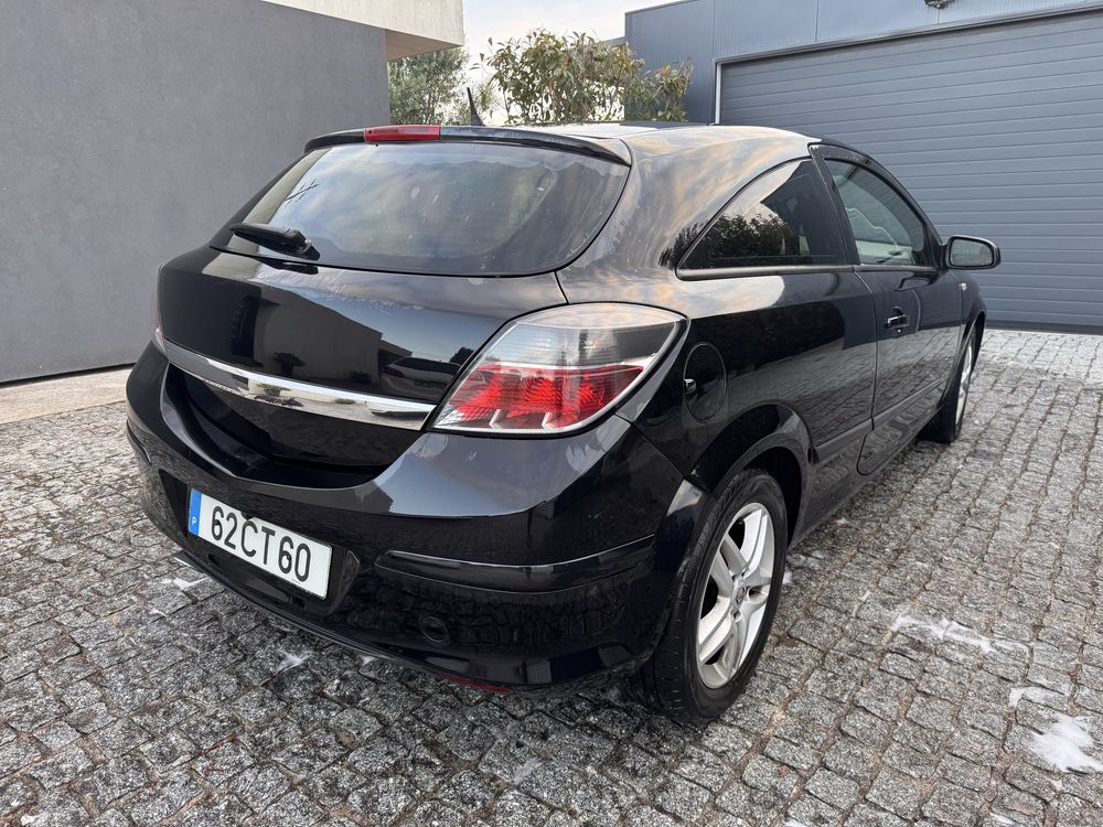 Opel Astra GTC 1.9