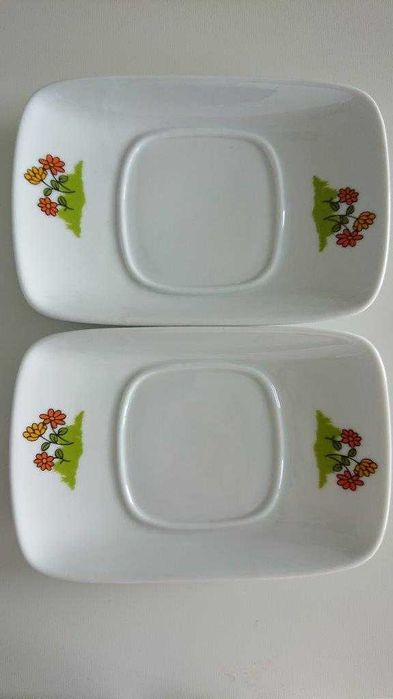 Pratos de chá (porcelana)