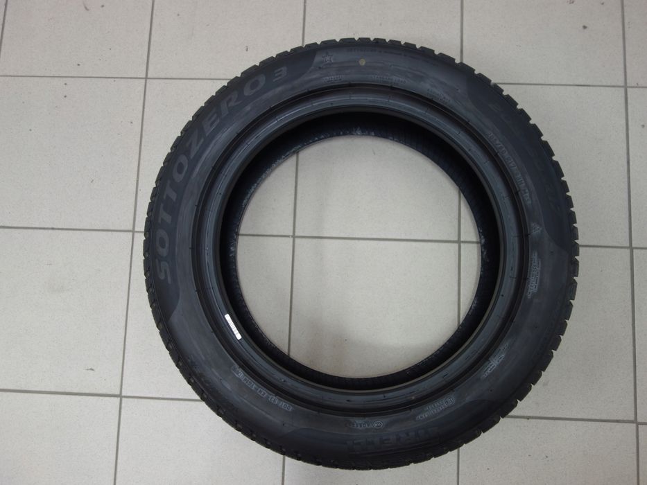 Opony zimowe Pirelli Winter SottoZero 3 205/60R17 extra stan 4x8m