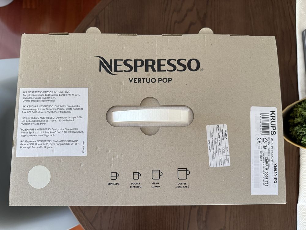 Máquina Café Nespresso Vertuo Pop Branca — Nova